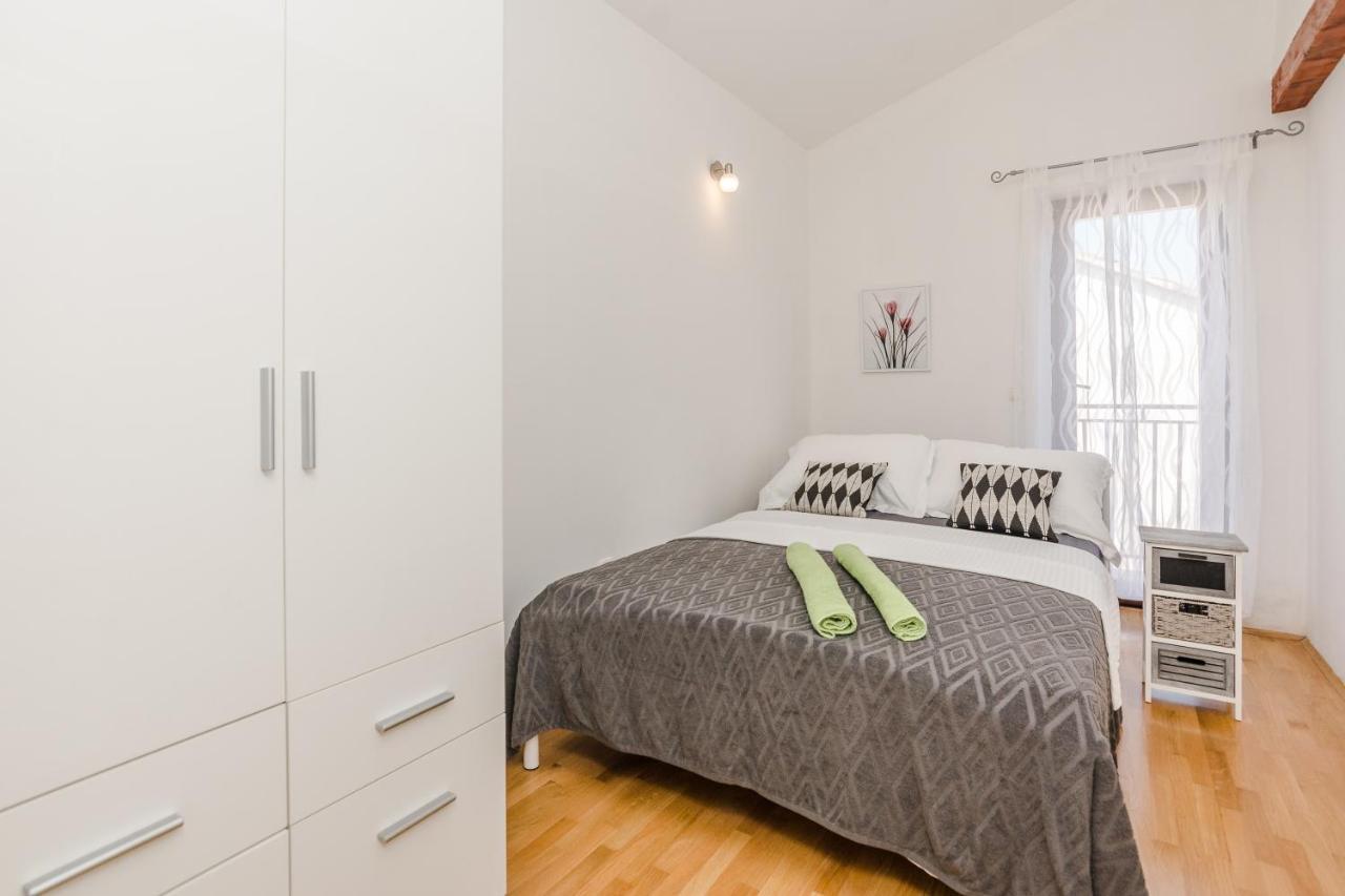 Appartamento Bodulica Zara Esterno foto