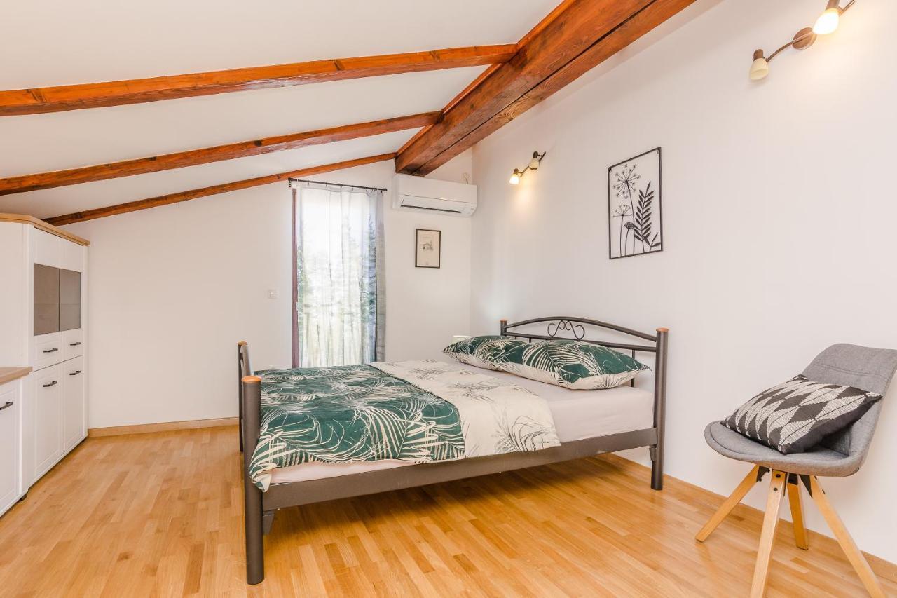 Appartamento Bodulica Zara Esterno foto